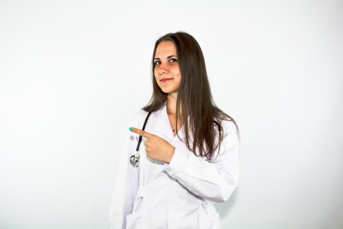 Jaleco Slim Feminino: Por Que É o Favorito das Médicas