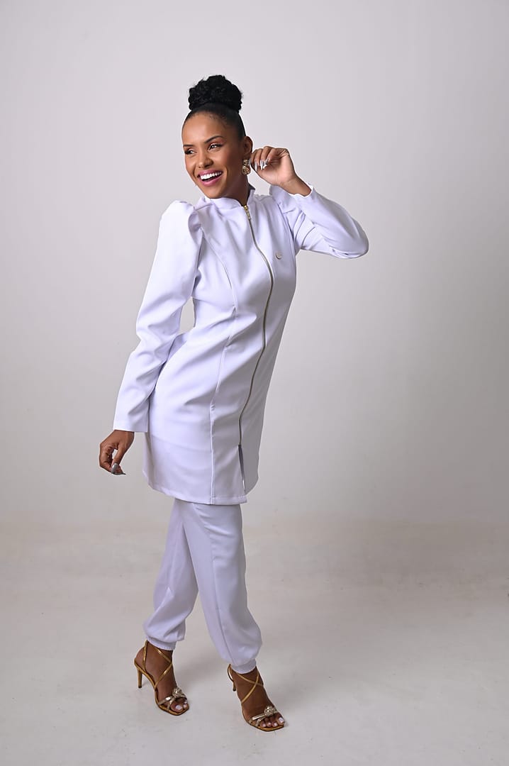 Jaleco Slim Princesa Feminino - Jaleca - Branco, P